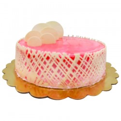 Buy White chocolate strawberry cake Online In Chennai